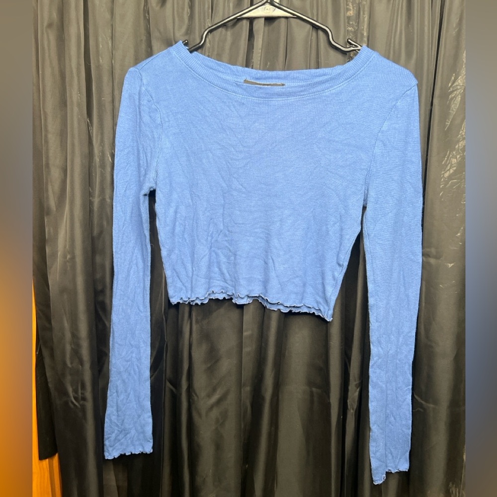 Forever 21 Blue Ribbed Long Sleeve Crop Top Size Medium